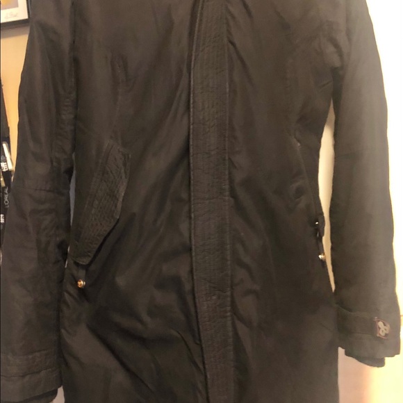 Tna ( aritzia) long lined coat size small - Picture 3 of 5